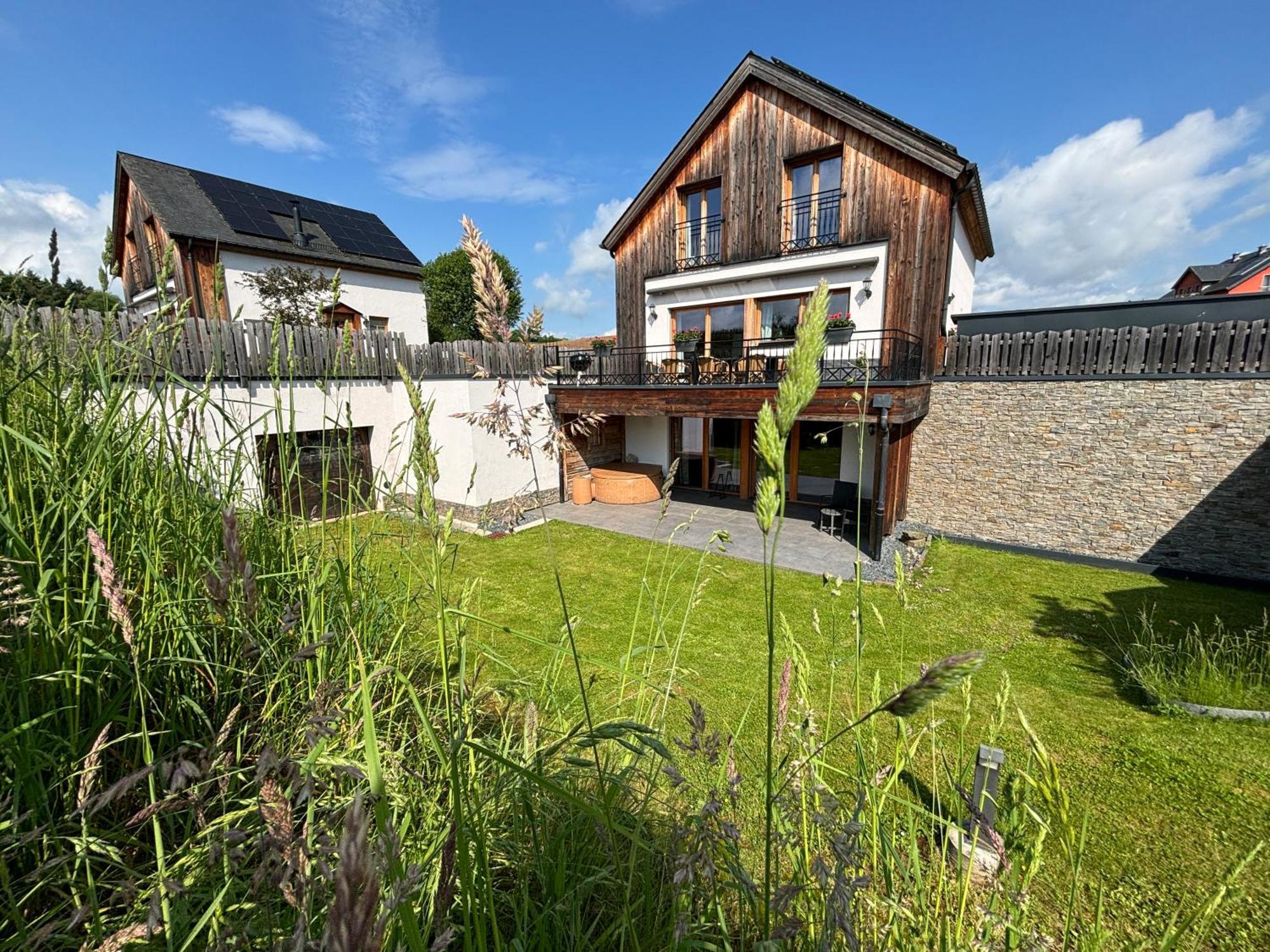 Chalets Petry Spa & Relax Bettel Extérieur photo
